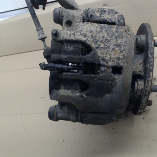 Piece-Moyeu-avant-droit-NISSAN-CABSTAR-2-2.5-DCI--16V-TURBO-c975a29c90230b77b5f2fc55ead76cf81aa0e83d3dd5ac2a9dec345af63c10d4.jpg