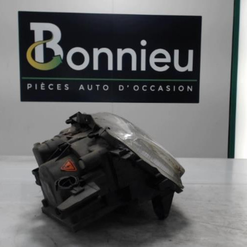 Piece-Optique-avant-principal-droit-%28feux%29%28phare%29-RENAULT-ESPACE-3-2.2-DCI--16V-TURBO-1f23e24be7b355db3e449994d0eed159c21cc1f8b74029d23b9de0667fbcbbf5_mtn.jpg