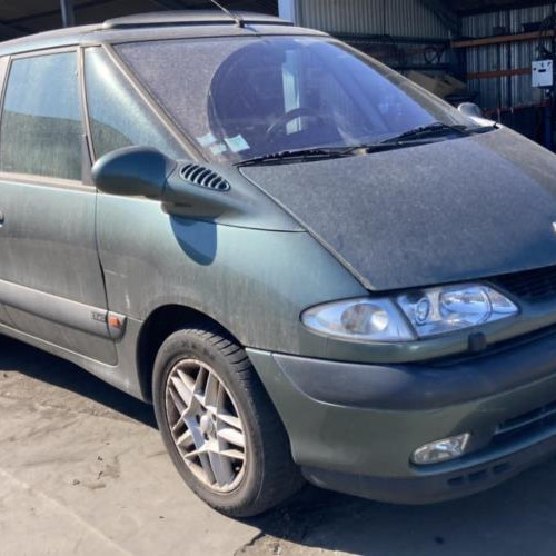 Vehicule-RENAULT-ESPACE-3-2002-357f04daad8fd08da3da018008285ae90e0d86be4b2f00e0974d4859528a563d_mtn.jpg