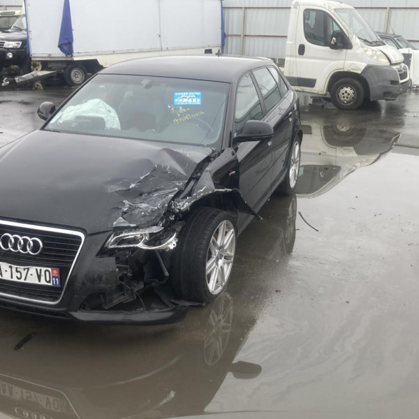 Vehicule-AUDI-A3-2-SPORTBACK-PHASE-2-2009-b1eb8445eaf1f991c5420428b54f756075323f15e366ee94c1defd90bf5c3653.jpg
