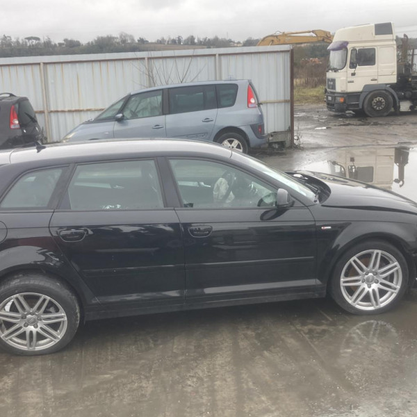 Vehicule-AUDI-A3-2-SPORTBACK-PHASE-2-2009-9b1e95346ce6278d8279dd64fb07be00ba03aee09b97463675bbd571db176794.jpg