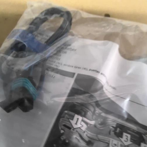 Piece-Moteur-leve-vitre-avant-gauche-7701367867-RENAULT-LAGUNA-1-PHASE-1-3134c38edec1ddd53555787cc6a86025d4ffe8a1533da1a7ea68f87625755cc0_mtn.jpg