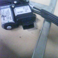 Piece-Moteur-leve-vitre-avant-droit-9222F9-CITROEN-XSARA-PICASSO-9cdd5b422b6c8d1cfa6fb33d4e871dc38f5f186bbd98c2aa01820cb151c21194_mtn.jpg