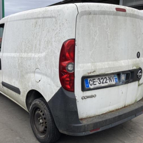 Vehicule-OPEL-COMBO-D-2012-c8e988ee529b578c577117188ff7a514ef210e1092e9bacd7a0e2e159d6069fc_mtn.jpg