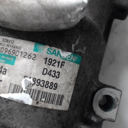 Piece-Condenseur-de-clim-OPEL-COMBO-D-Diesel-2bb0fa7272e29651d7d2d0843be59fede819c76b4180d82e0ec40299b03803a9_mtn.jpg