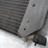 Piece-Radiateur-eau-CITROEN-SAXO-PHASE-2-1.1i--8V-e37eba6b15f50a3d1df98cbe26aea7d66be6abebd1e04dea32dd0eadc9103896_mtn.jpg
