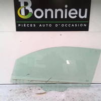 Piece-Vitre-avant-gauche-PEUGEOT-108-1.0-VTI--12V-e08e06e0dcc6f8b7163de79b73b5e61088f1e9be0c686a2a20d615c3d35adef2_mtn.jpg