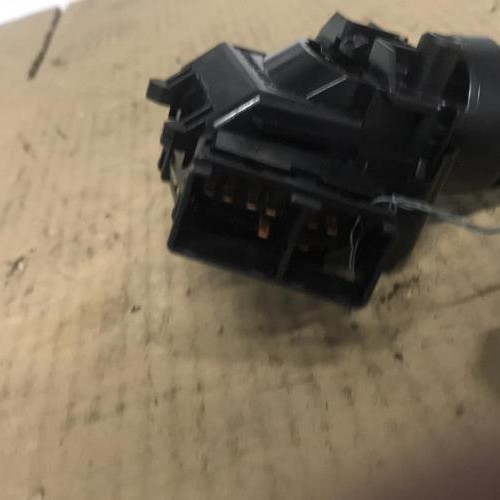 Piece-Commodo-dessuie-glaces-PEUGEOT-108-29a98309d7b976e0e4fe1231329452e96bbd279eee45cdb7031dd7ee3a728ff7_mtn.jpg