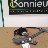 Piece-59209099-Moteur-leve-vitre-avant-droit-PEUGEOT-108-1.0-VTI--12V-db95b9339d34fd2e82cd7fdb92aa54fe02700000442f6cc4c381459a90db3771_mtn.jpg