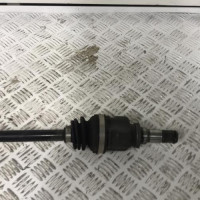 Piece-Cardan-droit-%28transmission%29-PEUGEOT-108-5ef5009848485f60deef291ca50d330b05ad960a586c52bf28f50d57fc19d3d9_mtn.jpg