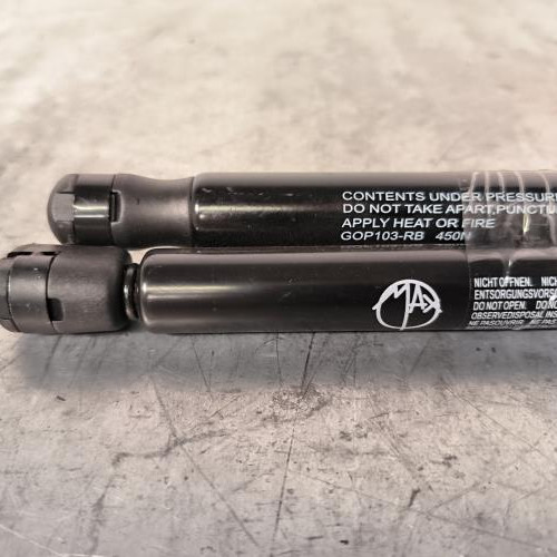 59446144-4ccf8f52-3c29-4ab4-a398-9e07a3f185d1-Piece-Verin-de-coffre-132743-OPEL-ASTRA-H-823ef0a3bfdc9a79cdba3c102c525d1dfa6d3f2bd8dda82b06c1dec7e24b4c85_m.jpg