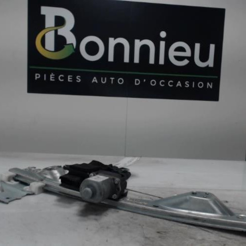 Piece-Moteur-leve-vitre-arriere-droit-PEUGEOT-308-1-SW-PHASE-1-BREAK-2.0-HDI--16V-TURBO-33a02a403f757ed4975446fef27509066103a3379a2af2eca8be2b0b5e71a255_mtn.jpg