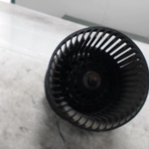 Piece-Ventilateur-chauffage-PEUGEOT-308-1-SW-PHASE-1-BREAK-2.0-HDI--16V-TURBO-8673d41833d351caa4747b21e4fb673a059c37c7bf1e554eaaf20e614d553ddd_mtn.jpg