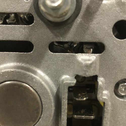59579423-67fd8fc0-673a-4673-85e5-36a1429c7aa1-Piece-Alternateur-89FF10300AB-FORD-ESCORT-1995-5755a66b2977b6b3a3d7ed91f798c2a362c05843349e0b47fef4ccd2b0b5485e_m.jpg