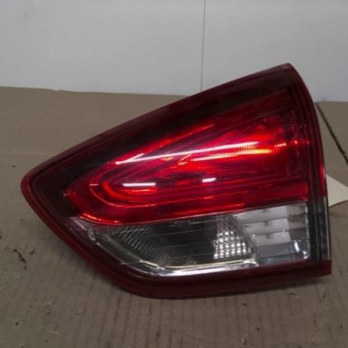 Piece-59734954-Feu-arriere-secondaire-droit-RENAULT-CLIO-4-PHASE-1-BREAK-1.5-DCI--8V-TURBO-f6f6f253e3b9902e5750d7846a518a65d5a0e3348b8215b496a4ceffd0418f47_mtn.jpg
