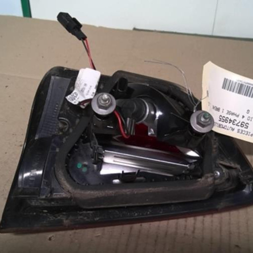 Piece-59734955-Feu-arriere-secondaire-gauche-RENAULT-CLIO-4-PHASE-1-BREAK-1.5-DCI--8V-TURBO-69200f47afdf30b382b1664e7b52467e9a6f762d88f8d9934e8eb330edd59e66_mtn.jpg