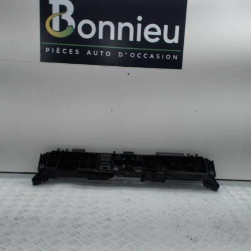 Piece-Traverse-superieure-RENAULT-CLIO-4-PHASE-1-BREAK-1.5-DCI--8V-TURBO-335a3543c445db6f2dde0a668c4bda906ed96c67add1a77510d59be34dcd1c74_mtn.jpg