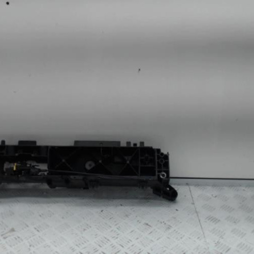 Piece-Traverse-superieure-RENAULT-CLIO-4-PHASE-1-BREAK-1.5-DCI--8V-TURBO-acd63b8991bd1b72b0d5916270a330cde438ee7f3ce8c041aa1895ba0ee602eb_mtn.jpg