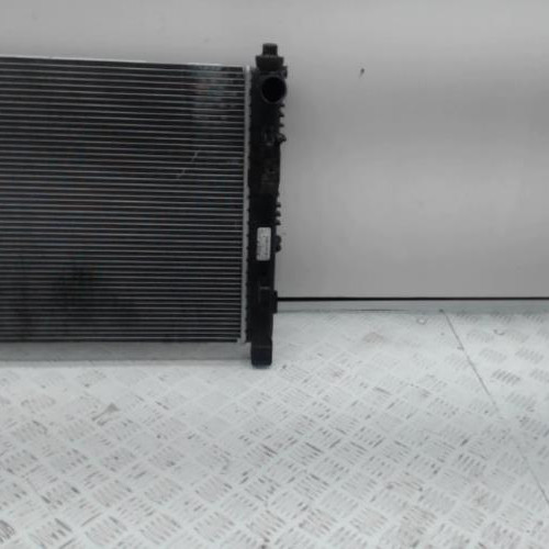 Piece-Radiateur-eau-RENAULT-CLIO-4-PHASE-1-BREAK-1.5-DCI--8V-TURBO-73b70812adb2dfced6ff3325d280f3fea8a691af40150dc54b7cd7f4a67bd596_mtn.jpg