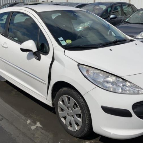 Vehicule-PEUGEOT-207-2011-07ab89df4dc316463d4966e06820ab72cdb68b2f4f710fa00d2547649361b49d_mtn.jpg