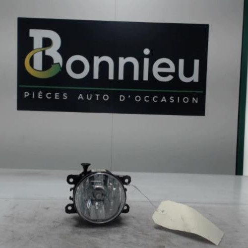 Piece-Anti-brouillard-gauche-%28feux%29-RENAULT-CLIO-4-PHASE-1-BREAK-1.5-DCI--8V-TURBO-9a4465bb60bad429ca8604237d160dc7d5767cbfdd3765c6cb1ed68bdcd382fe_mtn.jpg