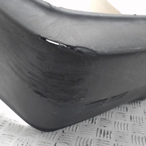 Piece-Pare-choc-avant-FIAT-PANDA-1-8f6758acbce799e9427139021072446256c2e0daefae9d4c6efd95c177afa245_mtn.jpg
