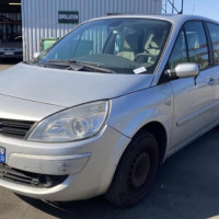 Vehicule-RENAULT-SCENIC-2-PHASE-1-2008-c56cc53f1e30acfddc0cb84454936823bf9acfb7e934d2c6a1d4a5647fc41714_mtn.jpg