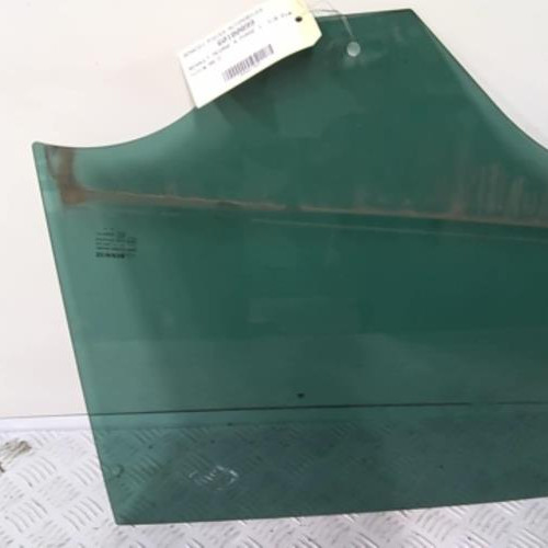 Piece-Vitre-arriere-droit-RENAULT-MEGANE-4-PHASE-1-1.6-BLUE-DCI--16V-TURBO-4a485133c3219ab9b56f602d4b6dff7993b79f16997f3f2abde743c896d15e4e_mtn.jpg