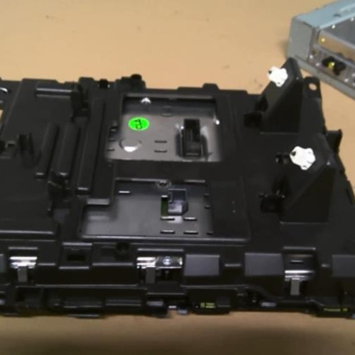 Piece-Autoradio-dorigine-RENAULT-MEGANE-4-PHASE-1-1.6-BLUE-DCI--16V-TURBO-9579655f5e05e3d0be1da53fe6b4b83018fc9fd7647d64034c411cf6c260edb4_mtn.jpg