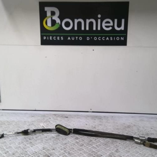 Piece-Cable-levier-de-vitesses-RENAULT-MEGANE-4-PHASE-1-1.6-BLUE-DCI--16V-TURBO-9b9f0058df290a9cbe1167877d6896a32c3dc52b68d11a4f180efe208f85abf5_mtn.jpg