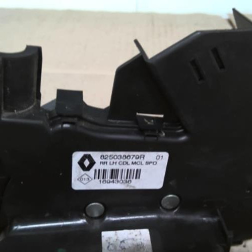 Piece-Fermeture-centralisee-arriere-gauche-RENAULT-MEGANE-4-PHASE-1-1.6-BLUE-DCI--16V-TURBO-6500174b77fe6a2c6ee140c76549d221f4777d4697ced47a213a537baf43eee8_mtn.jpg
