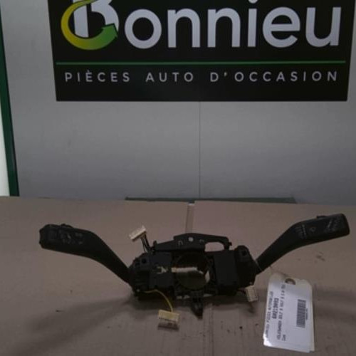 Piece-Com-%28Bloc-Contacteur-TournantCommodo-Essuie-GlaceCommodo-Phare%29-VOLKSWAGEN-GOLF-6-2.0-TDI--16V-TURBO-a325731b85686ab5dc9503f740ecccce30a084d1b25436b767c04c3115a6d1c6_mtn.jpg