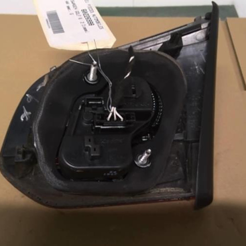 Piece-60226998-Feu-arriere-secondaire-gauche-VOLKSWAGEN-GOLF-6-2.0-TDI--16V-TURBO-234d82ed1be019ea04642834eb853d1601911c8660e0b6b675907479f120c698_mtn.jpg