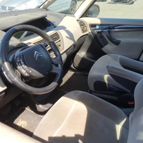 Vehicule-CITROEN-GRAND-C4-PICASSO-PHASE-1-2008-84c6741fc031d5c44d42bc1e2a9d171dc531270aec7a1c77b4baa93eaa61fdc3_mtn.jpg
