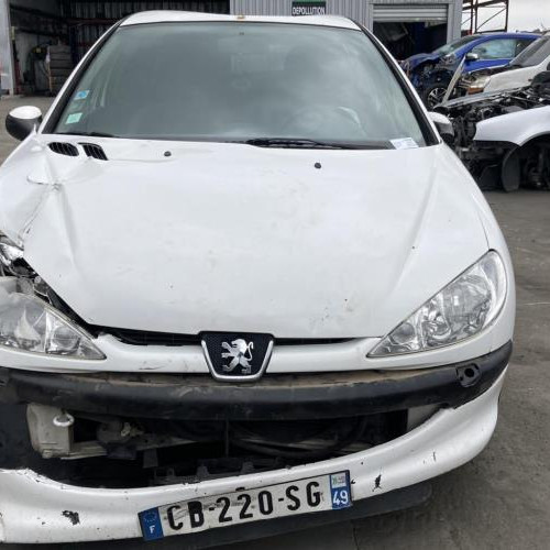 Vehicule-PEUGEOT-206-PHASE-2-2006-8d3c0854bdb11c05003bd4fa390c0bdb8d6e130aca17ba102c1be710e73f255a_mtn.jpg