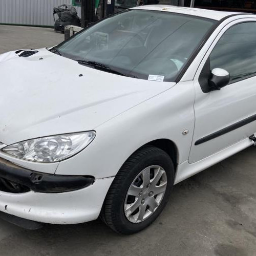 Vehicule-PEUGEOT-206-PHASE-2-2006-6e66495f047df0c63c7a0aed474d7e88b553a8ad66c50ff69b45c9971a4409d8_mtn.jpg