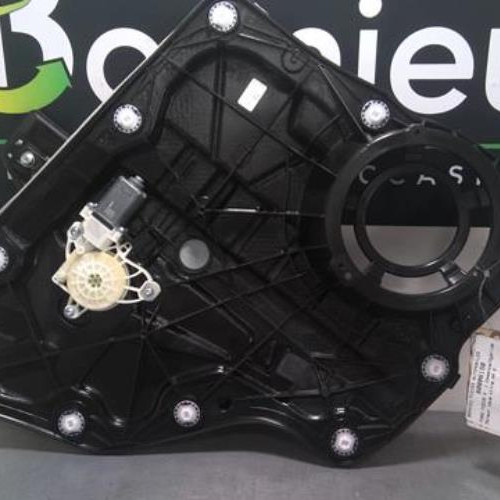 60806158-c9891c2c-0e89-4f5b-9b99-d11e6cf58093-Piece-60806158-Moteur-leve-vitre-arriere-gauche-2497600-FORD-FOCUS-4-10i-12V-TURBO-MHEV-f3d7b3b6cf6df47f6c04ff9aee01873714626a16bba4608abae09068a30f3a39_m.jpg
