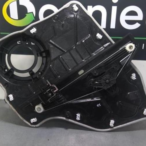 60806158-74109c6d-8cf0-413e-900c-75423bf03ee0-Piece-60806158-Moteur-leve-vitre-arriere-gauche-2497600-FORD-FOCUS-4-10i-12V-TURBO-MHEV-36bfb241adef59165d02d82b33e6eb90a7e886b2be93883ea0037d9829117da5_m.jpg