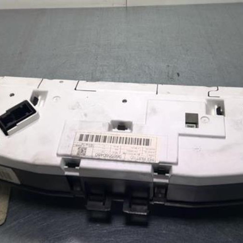 Vehicule-CITROEN-C5-2-2009-8cc7b8e4975f8f1293966b4a5a39fd0a30a6e6a0ce966f8f63d7ab7ff5677b9f_mtn.jpg