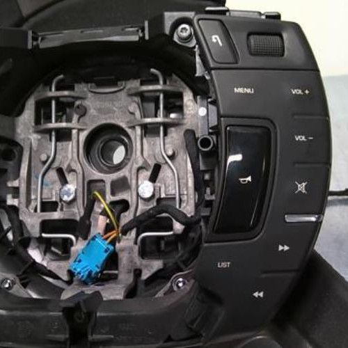 Vehicule-CITROEN-C5-2-2009-c1ceef3852cd417ec0f9681fbfe0a7d5a52b58bd035f652cdf0acb1a32e31a49_mtn.jpg