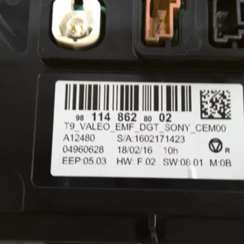 Piece-60834325-Autoradio-dorigine-PEUGEOT-308-2-SW-PHASE-2-BREAK-2.0-BLUE-HDI--16V-TURBO-7e2154d7f3e43534d8e28ea1926408db99104c17d17a2cbafc0cddcba284bf83_mtn.jpg