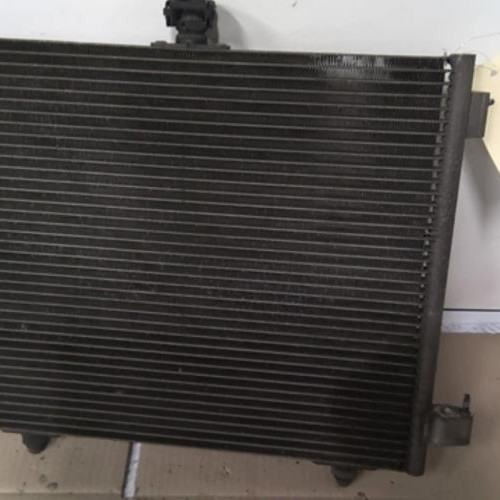 Piece-Condenseur-de-clim-CITROEN-C3-1-PHASE-1-1.4-HDI--8V-TURBO-0a8c6a04b59ceaf799ec4f6c087f92d856f71056849b645be04cc835e9460f9c_mtn.jpg
