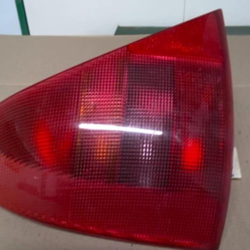 Piece-Feu-arriere-principal-gauche-%28feux%29-RENAULT-CLIO-2-PHASE-1-1.4i--8V-11b2fdbd1eace24017355bcc8847a7e456315093155aaaa84e5e3790b68d2c4f_mtn.jpg