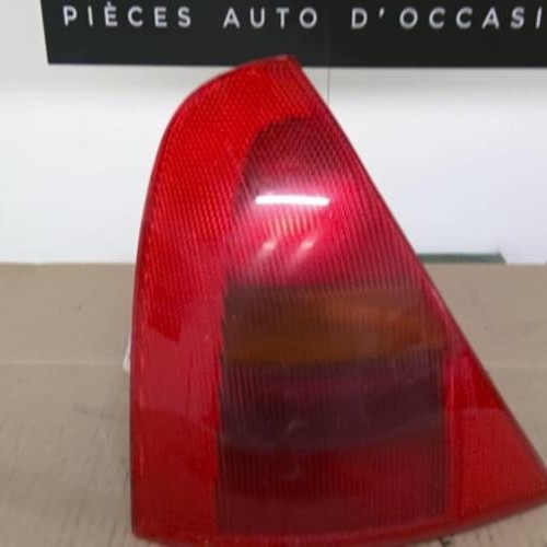 Piece-Feu-arriere-principal-gauche-%28feux%29-RENAULT-CLIO-2-PHASE-1-1.6i--8V-c0c593670ae8479c265702597751b8a31cb494fb389550871102b6f934b682d2_mtn.jpg