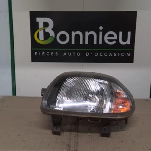 Piece-Optique-avant-principal-gauche-%28feux%29%28phare%29-RENAULT-CLIO-2-PHASE-1-1.6i--8V-aaaf1b3a147daf302a3ffbaf6a0dfe4858f83c37cc6bfa490bfb621207d94f26_mtn.jpg