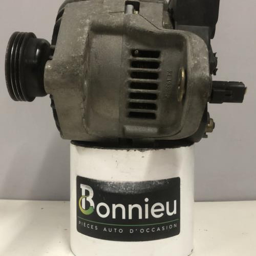 60957548-533d7a9e-d4f0-489b-8781-393d5e7377e4-Piece-Alternateur-7700869600-RENAULT-CLIO-2-PHASE-1-c156279fb92d461c3e541b36f5b8fe2e99f84f2fc29d7387ca61e79a77cb8e39_m.jpg
