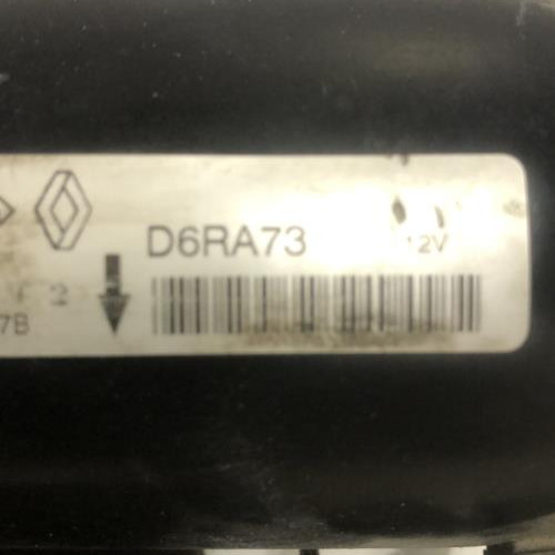 60957555-05fa8a79-db45-4a0b-b971-6179a5bdc081-Piece-Demarreur-8200584664-RENAULT-CLIO-2-PHASE-1-674bde56f7e505628309ce8bb812d6666477d17a27d4fe902565fc6a58bc52b6_m.jpg