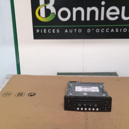 Piece-Autoradio-dorigine-PEUGEOT-207-PHASE-2-BREAK-1.6-HDI--8V-TURBO-9d7b09fd44a16bc746aeb5b90a8edcdf183fc78b7934cfe8f87eb2e021d98c1e_mtn.jpg
