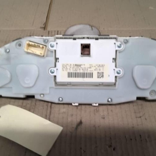 Piece-Compteur-PEUGEOT-2008-1-PHASE-1-1.6-HDI--8V-TURBO-91d8d1490d726409be92545784a8124591d6ff5a062fa0e1f2f1c4bb5a356c62_mtn.jpg