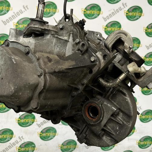 Piece-Boite-de-vitesses-PEUGEOT-308-1-SW-PHASE-1-BREAK-3f9c98505e7d6fd4982e001e1869f31d1d1dd0272b41c177ff113ac0172deef4_mtn.jpg